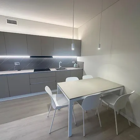 Trilocale Con Vista Mozzafiato Dimora Paroira Lägenhet